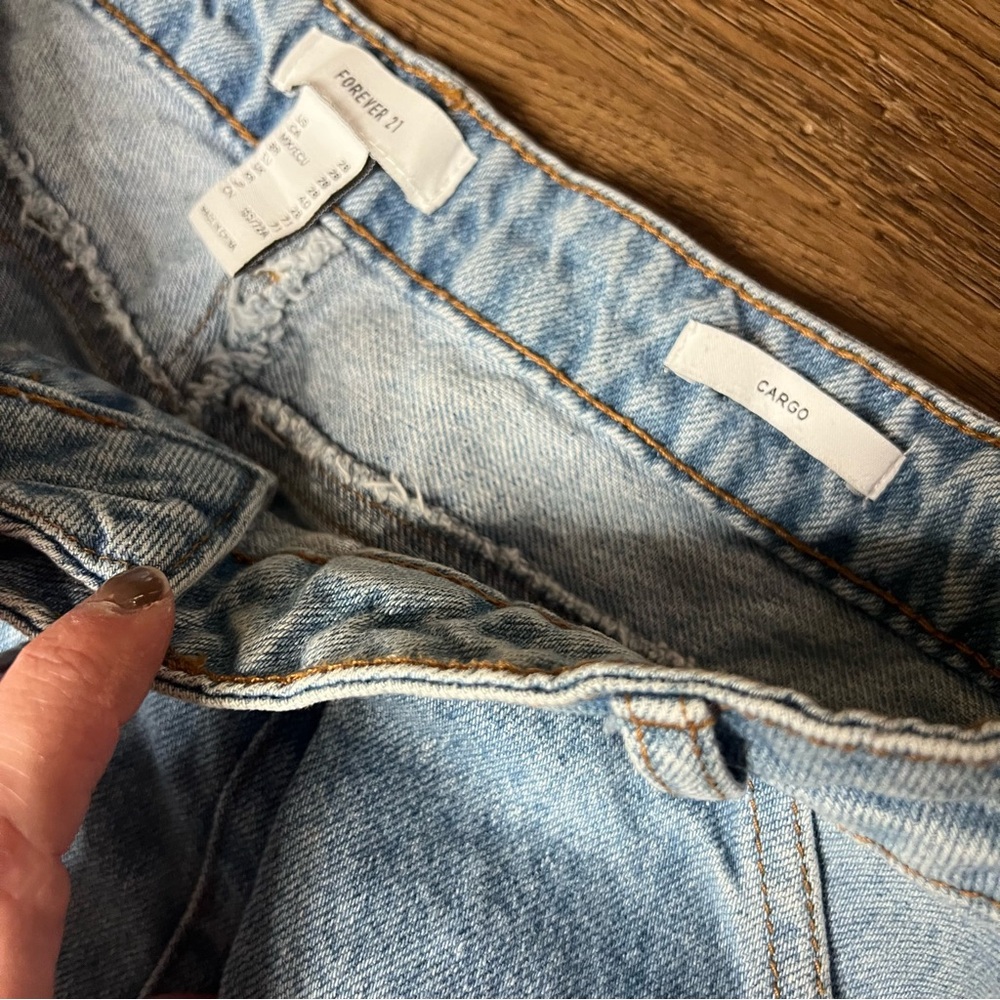 Forever 21 Wide Leg Cargo Jeans size 28 - Picture 9 of 9
